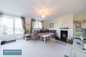 Sitting Room- click for photo gallery